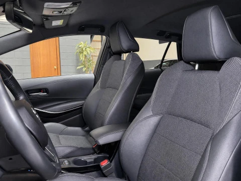 Toyota Corolla 1.8 125H STYLE E-CVT TOURING SPORT