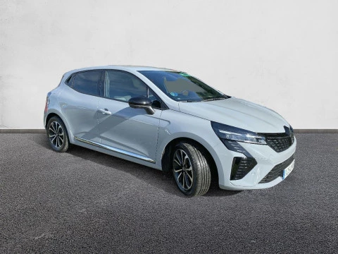 Renault Clio Techno E-Tech full hybrid 145 (103kw)