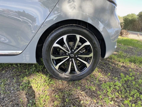 Renault Clio Techno E-Tech full hybrid 145 (103kw)