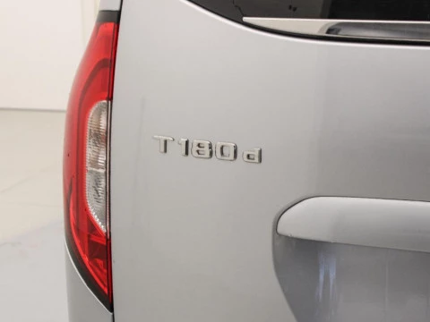 Mercedes-Benz Clase T 1.5 T 180 D SWB 116 5P