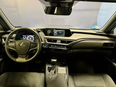 Lexus UX 2.0 250h Business