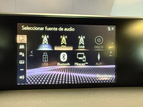 Lexus UX 2.0 250h Business