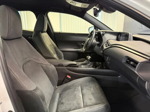 Lexus UX 2.0 250h Business