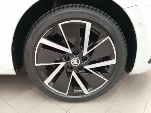 Skoda Octavia 1.5 TSI MHEV STYLE 110KW DSG 150 5P