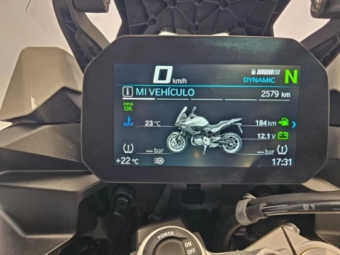 BMW F900 XR 