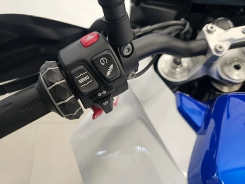 BMW F900 XR 
