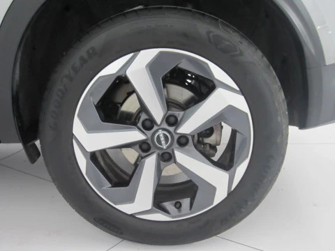 Nissan Qashqai QASHQAI 1.3DIG-T 140CV N-CONNECTA 2WD MT MHEV E6D-F