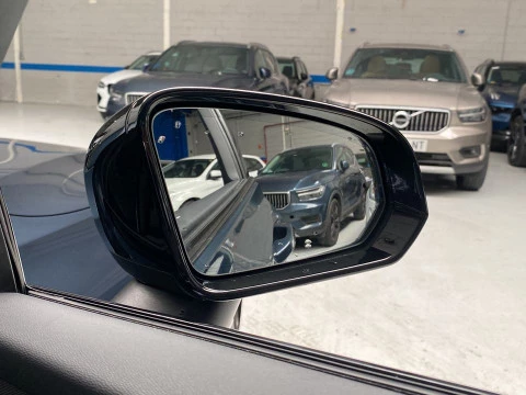 Volvo V60 familiar 2.0 T6 RECHARGE R-DESIGN AUTO 4WD 5P