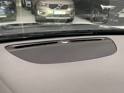 Volvo V60 familiar 2.0 T6 RECHARGE R-DESIGN AUTO 4WD 5P