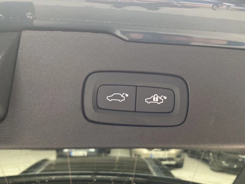 Volvo V60 familiar 2.0 T6 RECHARGE R-DESIGN AUTO 4WD 5P