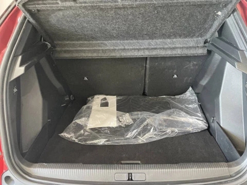 Peugeot 2008 Allure Puretech 100 S&S 6 Vel. MAN