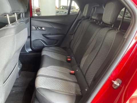 Peugeot 2008 Allure Puretech 100 S&S 6 Vel. MAN