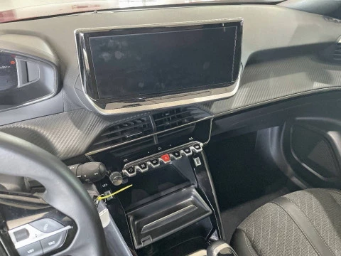 Peugeot 2008 Allure Puretech 100 S&S 6 Vel. MAN