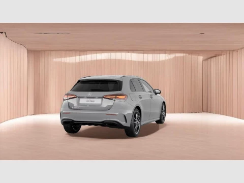 Mercedes-Benz Clase A A 250 e con tecnologia hibrida EQ