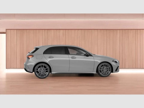 Mercedes-Benz Clase A A 250 e con tecnologia hibrida EQ