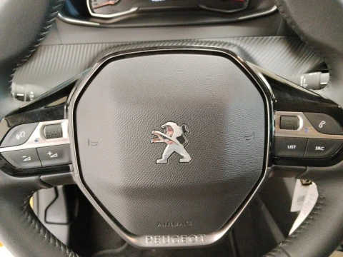 Peugeot 208 PURETECH 73KW (100CV) ALLURE