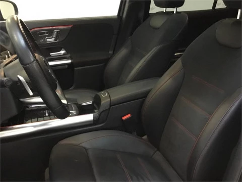 Mercedes-Benz GLA 220 D 4MATIC