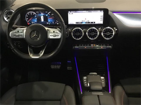 Mercedes-Benz GLA 220 D 4MATIC