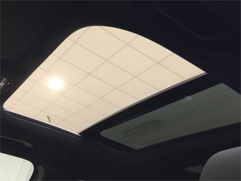 Mercedes-Benz GLA 220 D 4MATIC