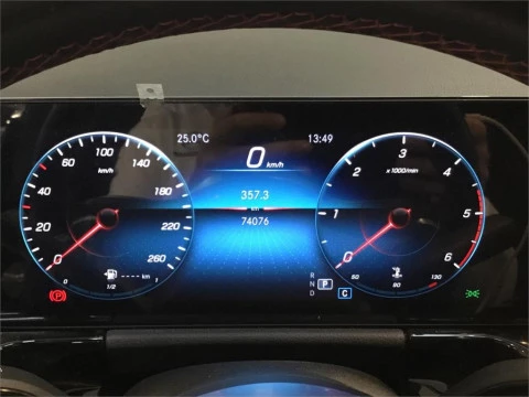 Mercedes-Benz GLA 220 D 4MATIC