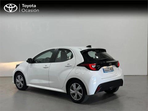 Toyota Yaris ACTIVE PLUS