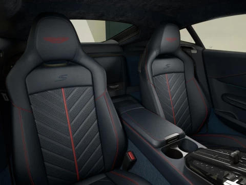 Aston Martin Vantage S Coupe 680 CV