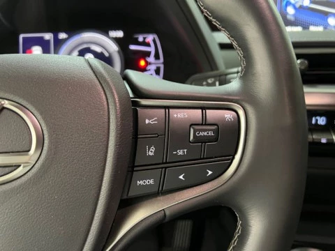 Lexus UX 2.0 250h Premium