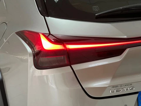 Lexus UX 2.0 250h Premium
