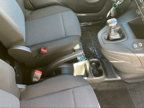 Peugeot Partner Standard 600kg BlueHDi 100CV Manual