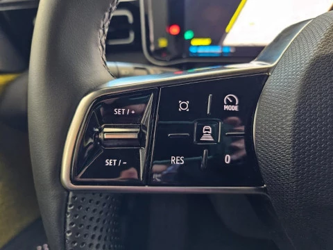 Renault R5 E-Tech  electrico  Iconic cinq autonomia confort 110 kW