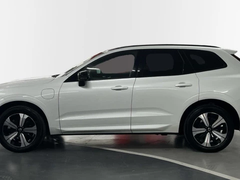 Volvo XC60 XC60 Plus, T6 eAWD H?brido enchufable, El+ctrico/Gasolina, Dark