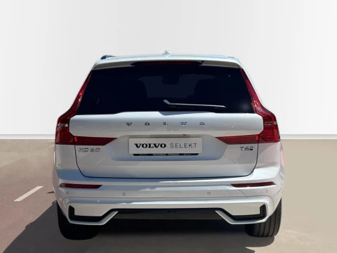 Volvo XC60 XC60 Plus, T6 eAWD H?brido enchufable, El+ctrico/Gasolina, Dark