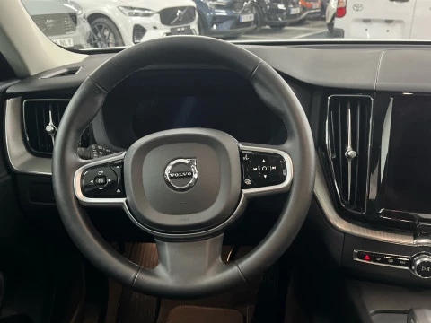 Volvo XC60 XC60 Plus, T6 eAWD H?brido enchufable, El+ctrico/Gasolina, Dark
