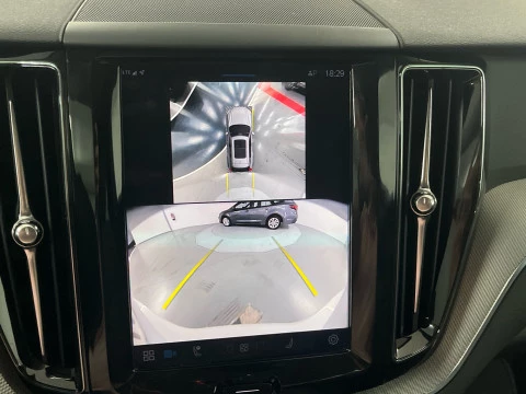 Volvo XC60 XC60 Plus, T6 eAWD H?brido enchufable, El+ctrico/Gasolina, Dark
