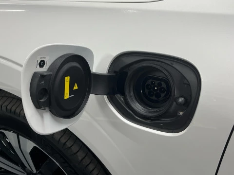Volvo XC60 XC60 Plus, T6 eAWD H?brido enchufable, El+ctrico/Gasolina, Dark