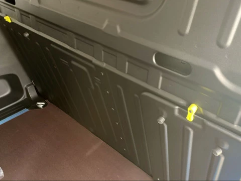 Peugeot Partner Standard 600kg BlueHDi 100CV Manual