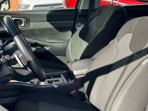 Kia Sorento 1.6 T-GDi HEV Drive 4x2 7pl