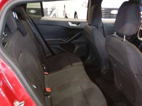 Ford Focus 1.0 Ecoboost MHEV 92kW ST-Line