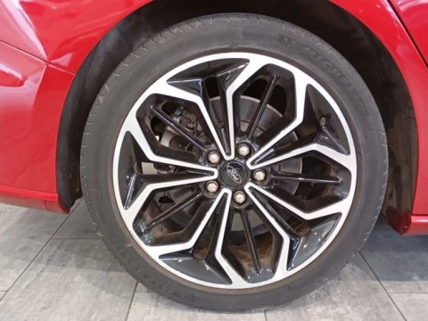 Ford Focus 1.0 Ecoboost MHEV 92kW ST-Line