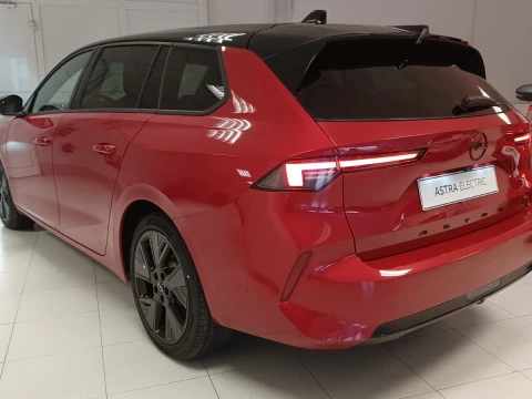Opel Astra Electric 54kWh GS Auto