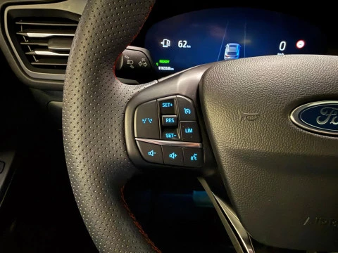 Ford Kuga ST-Line 2.5 Duratec FHEV 132kW Auto