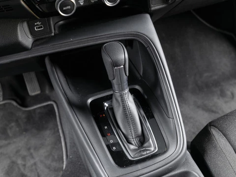 Honda HR-V 1.5 i-MMD Elegance 4x2