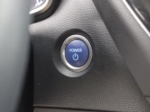 Toyota Corolla 1.8 HYBRID STYLE E-CVT 122 4P