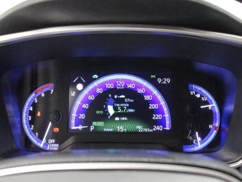 Toyota Corolla 1.8 HYBRID STYLE E-CVT 122 4P