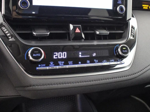 Toyota Corolla 1.8 HYBRID STYLE E-CVT 122 4P