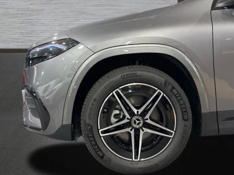 Mercedes-Benz EQA  250+