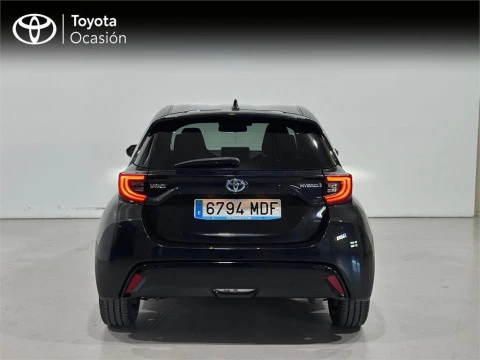 Toyota Yaris 5 Puertas Style 120H Automático (e-CVT)