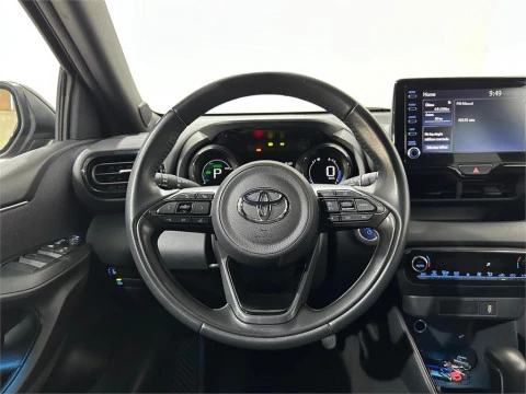 Toyota Yaris 5 Puertas Style 120H Automático (e-CVT)