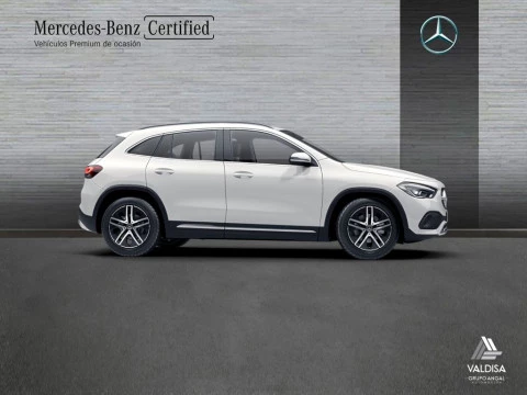 Mercedes-Benz GLA 200 D