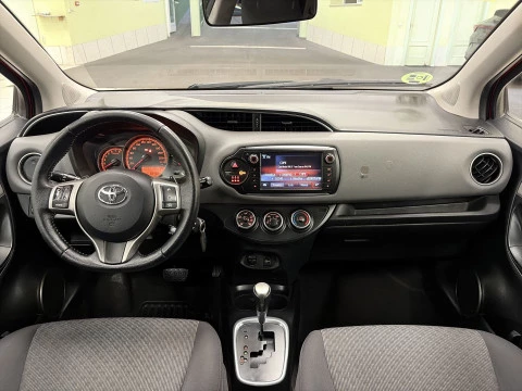 Toyota Yaris 100 Active 73 kW (99 CV)